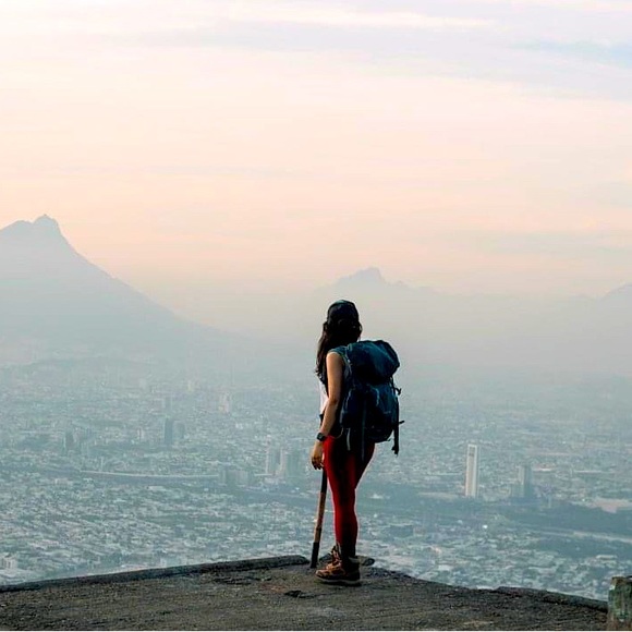 Meet the posher - Picture 2 of 2